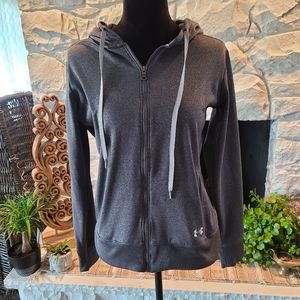 M Under Armor Sweater